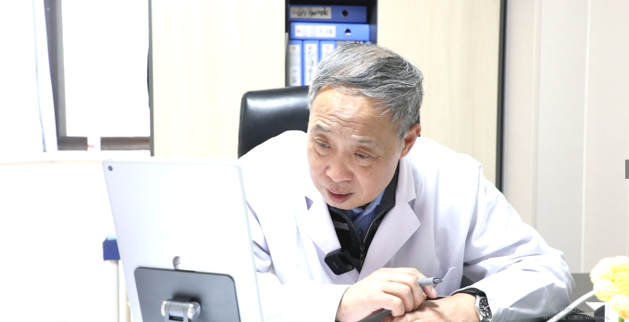 四十载专注精神心理领域！精神科专家杜万君融合中西医助力抑郁患者实现持久稳定康复效果