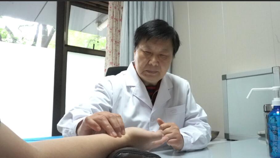 中西结合守护精神心理健康，精神科专家杨晓40年临床经验破解抑郁困局