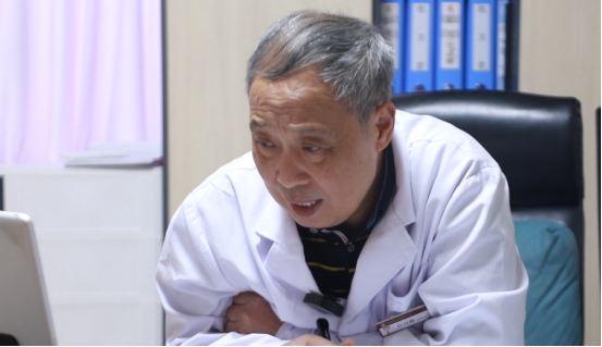 精神疾病为何被大众“避而远之”，40年经验揭开行业变迁历程——央视水均益专访精神科杜万君